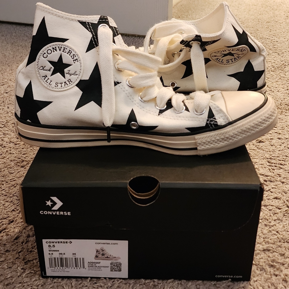 Converse Chuck Taylor All Star High Tops Egret/White with Black Stars